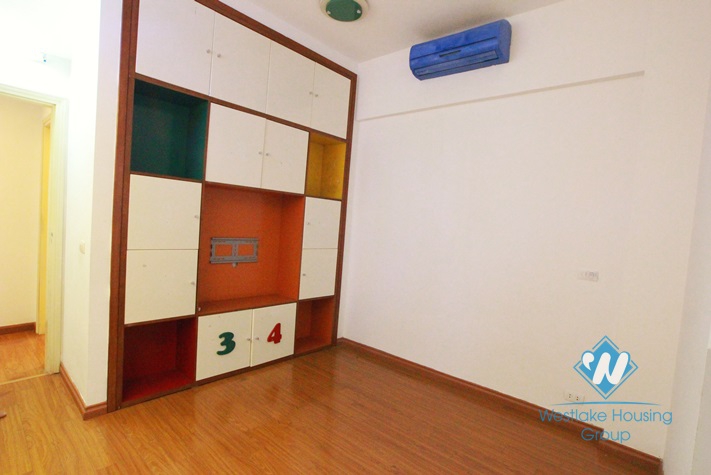 Beautiful 03 bedrooms apartment for rent near Kim Ma Street, Ba Dinh, Hanoi